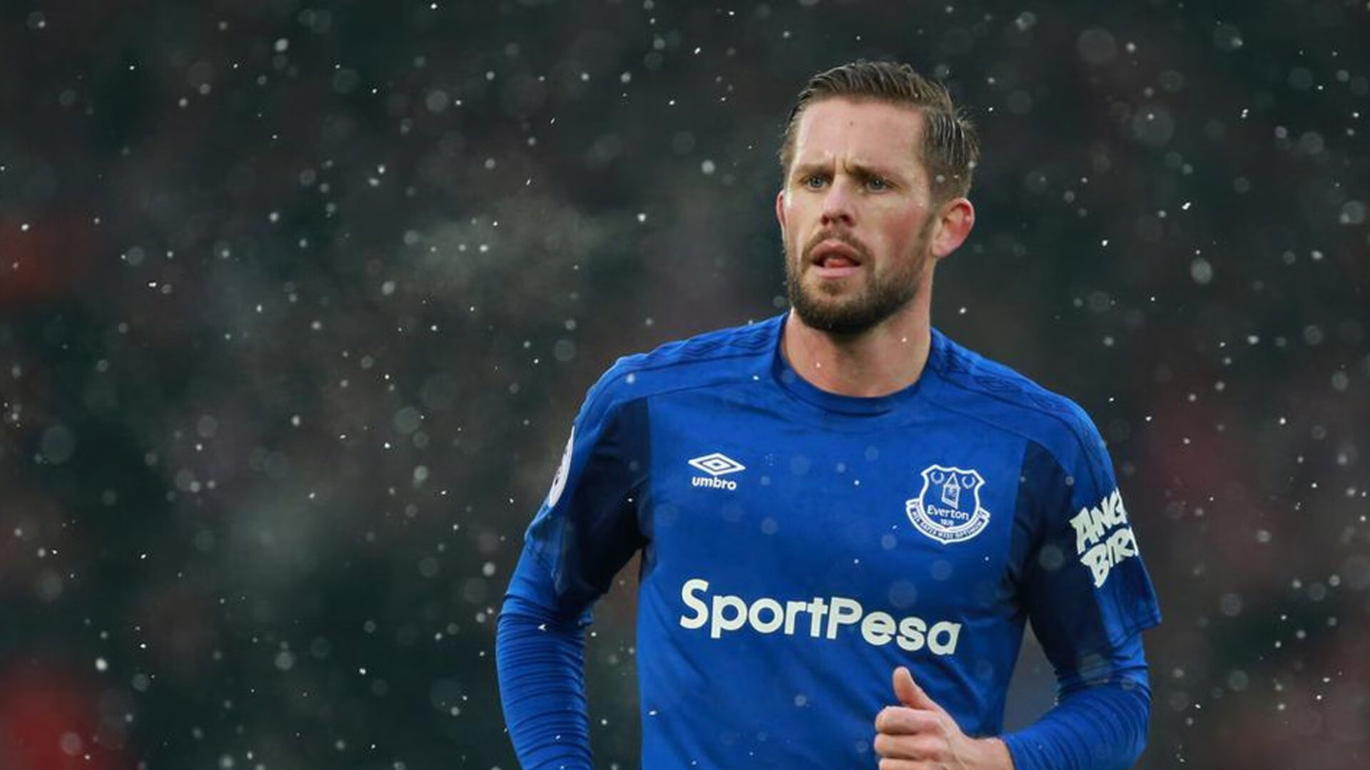 开云平台-德甲争冠夜,戈贝尔用防守的艺术为现代足球正名 第2张 开云平台-德甲争冠夜,戈贝尔用防守的艺术为现代足球正名 第2张